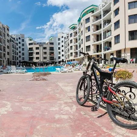 Apartament ❤wifi❤studio With Kitchen&balcony Pool View❤ye❤